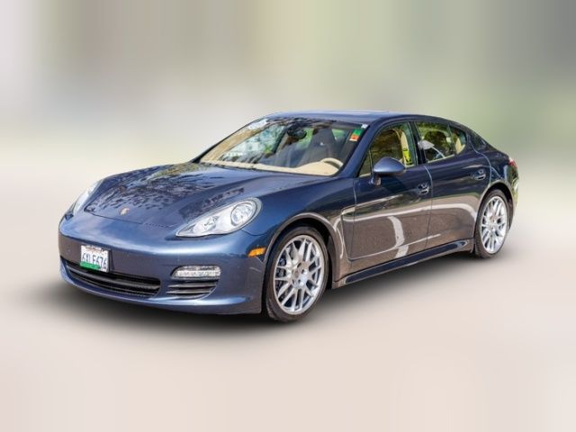 2013 Porsche Panamera 