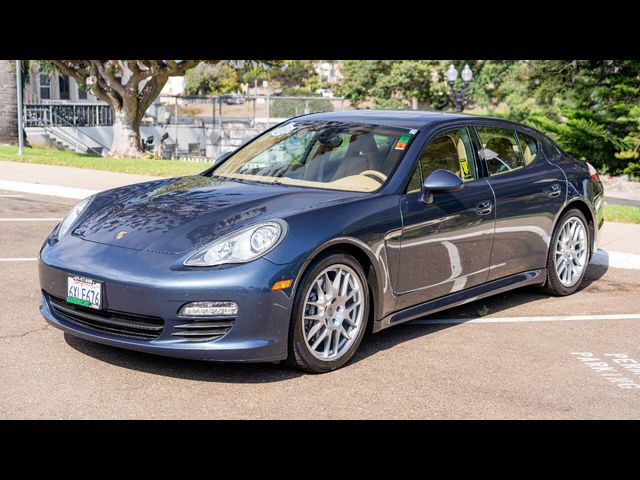 2013 Porsche Panamera 