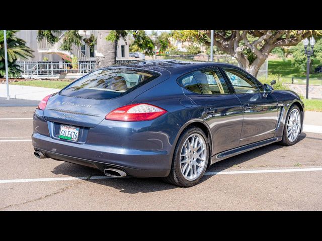 2013 Porsche Panamera 