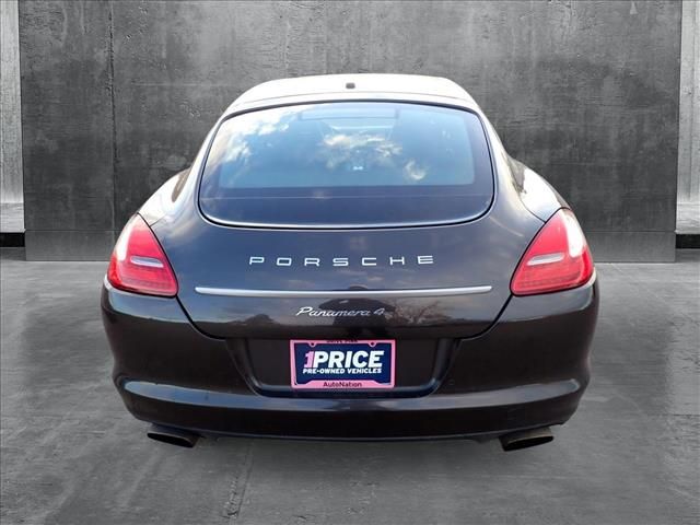 2013 Porsche Panamera 4 Platinum Edition