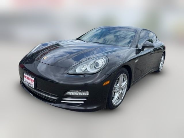 2013 Porsche Panamera 4 Platinum Edition