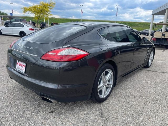 2013 Porsche Panamera 4 Platinum Edition
