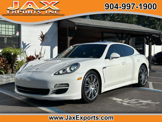 2013 Porsche Panamera 