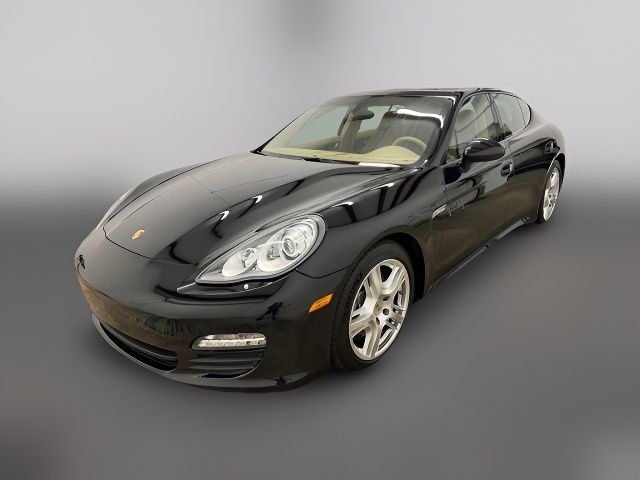2013 Porsche Panamera Base