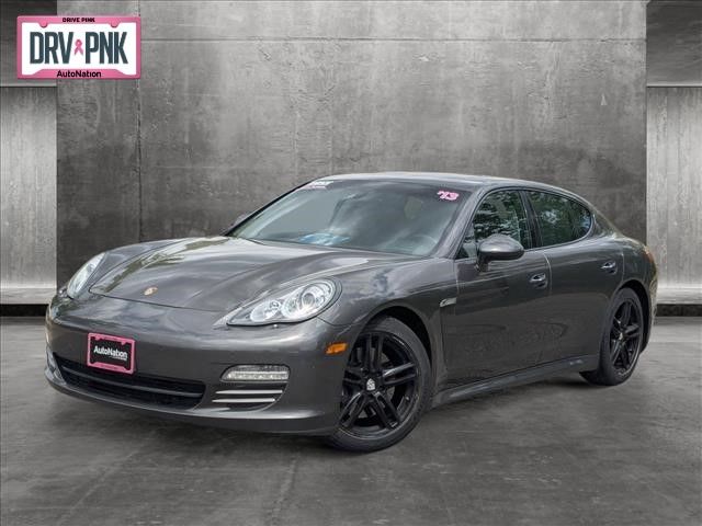 2013 Porsche Panamera 4