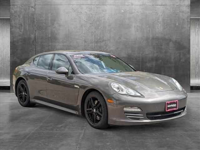 2013 Porsche Panamera 4