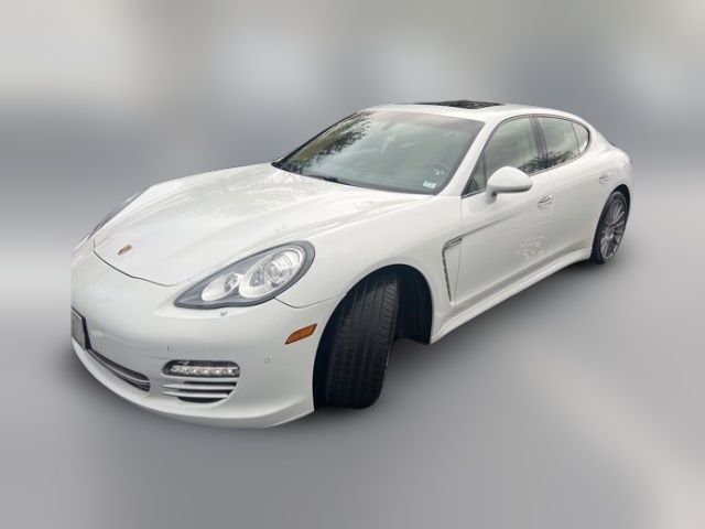 2013 Porsche Panamera Platinum Edition