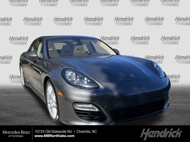 2013 Porsche Panamera GTS