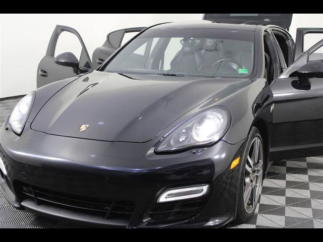 2013 Porsche Panamera GTS