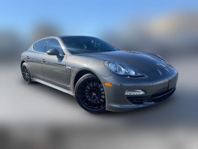 2013 Porsche Panamera Hybrid S