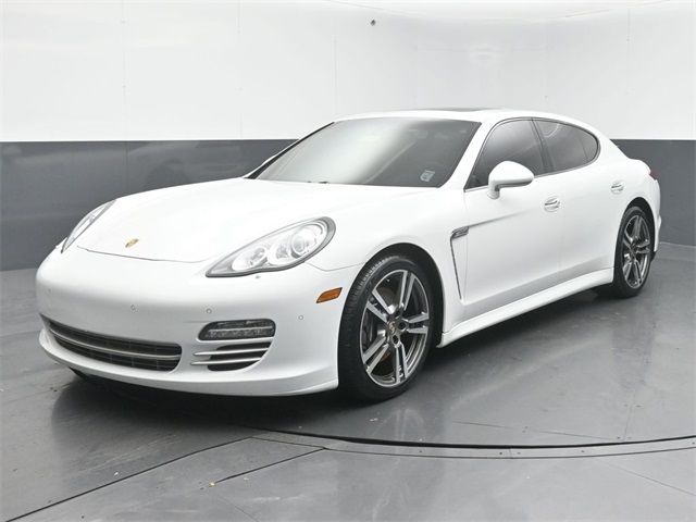 2013 Porsche Panamera Platinum Edition