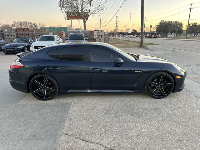 2013 Porsche Panamera 4 Platinum Edition