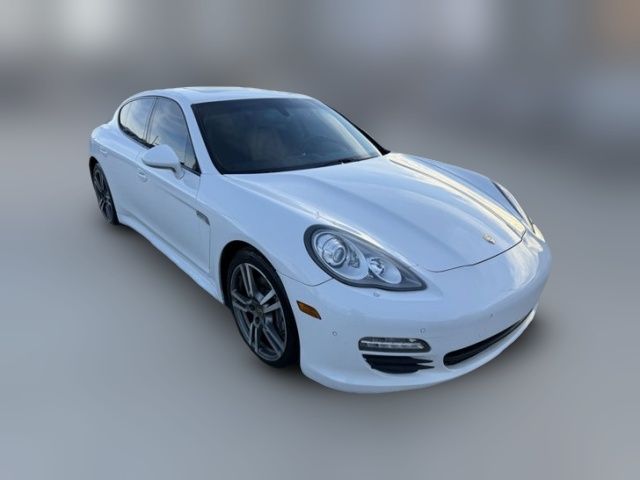 2013 Porsche Panamera Platinum Edition