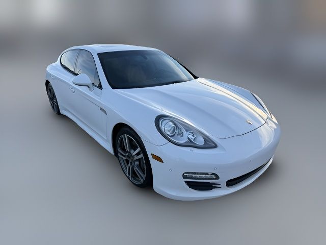 2013 Porsche Panamera Platinum Edition