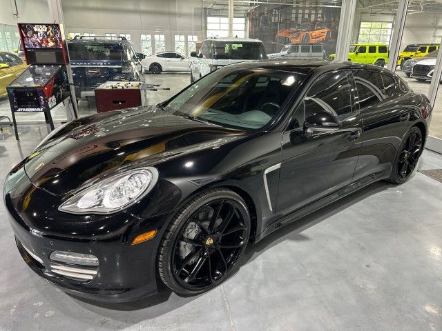 2013 Porsche Panamera Platinum Edition