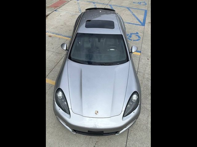2013 Porsche Panamera 