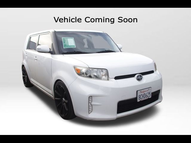 2013 Scion xB Base