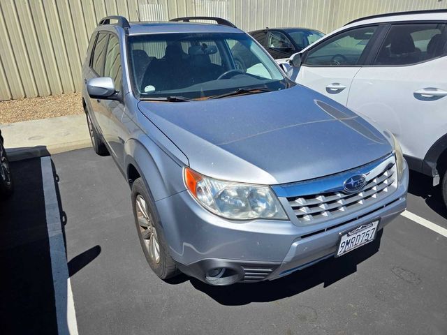 2013 Subaru Forester 2.5X Limited