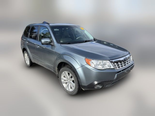 2013 Subaru Forester 2.5X Limited