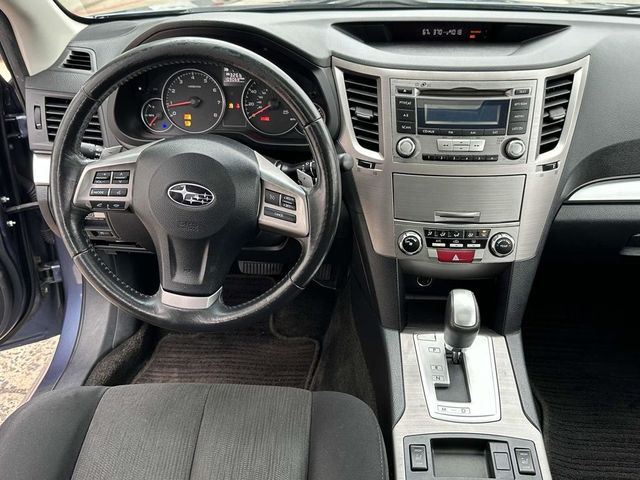 2013 Subaru Legacy 2.5i Premium