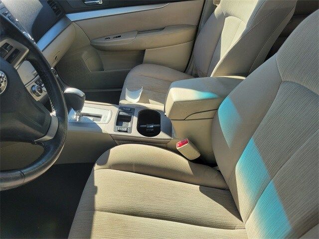 2013 Subaru Legacy 2.5i Premium