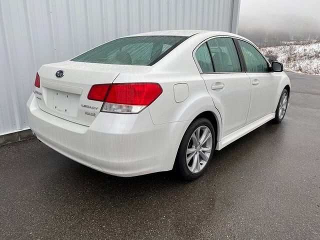 2013 Subaru Legacy 2.5i Premium