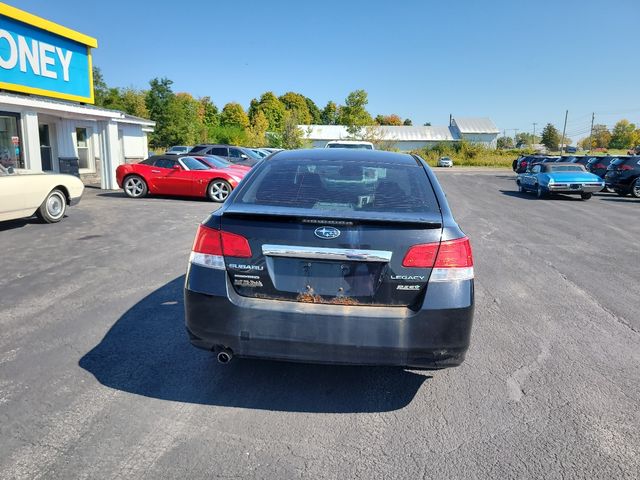 2013 Subaru Legacy 2.5i Sport