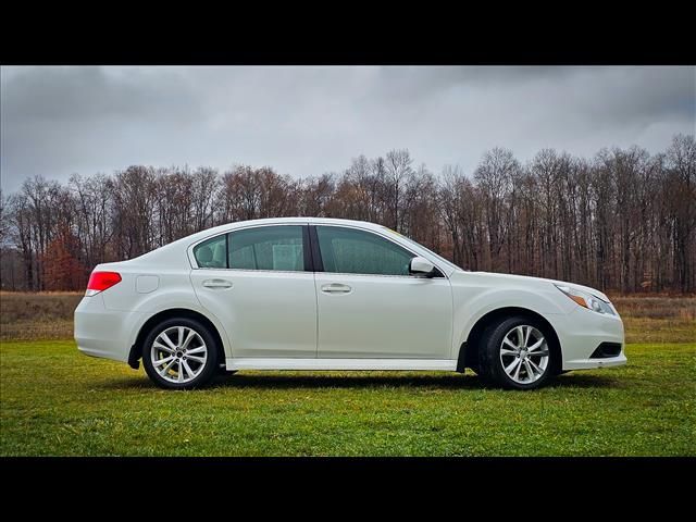 2013 Subaru Legacy 2.5i Premium