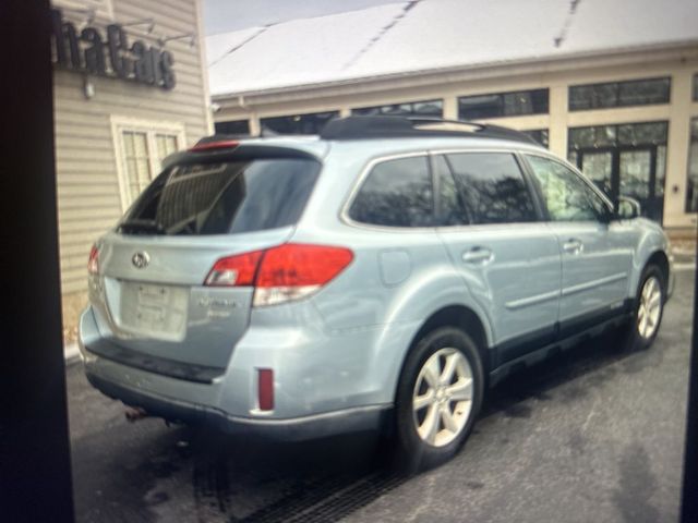 2013 Subaru Outback 2.5i Limited