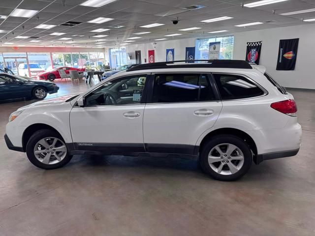 2013 Subaru Outback 2.5i Premium