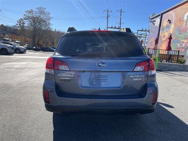 2013 Subaru Outback 3.6R Limited