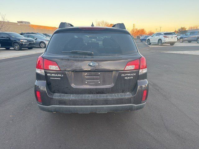 2013 Subaru Outback 3.6R Limited