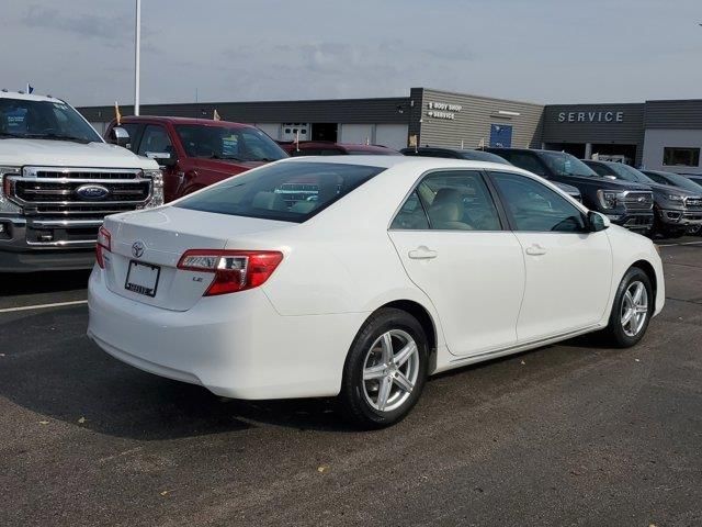 2013 Toyota Camry SE