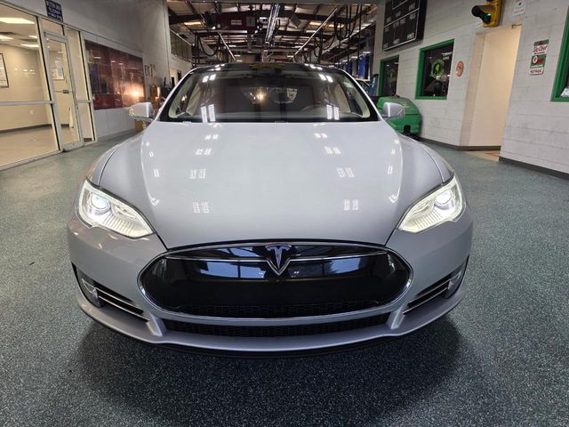 2013 Tesla Model S Performance