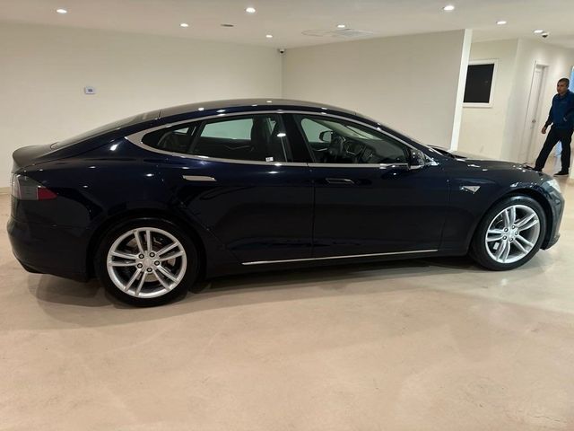 2013 Tesla Model S Base