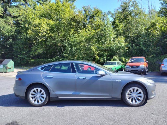 2013 Tesla Model S Performance