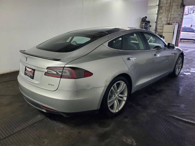 2013 Tesla Model S Performance