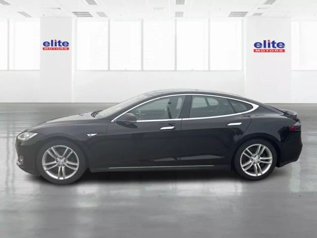 2013 Tesla Model S Performance