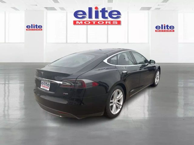 2013 Tesla Model S Performance