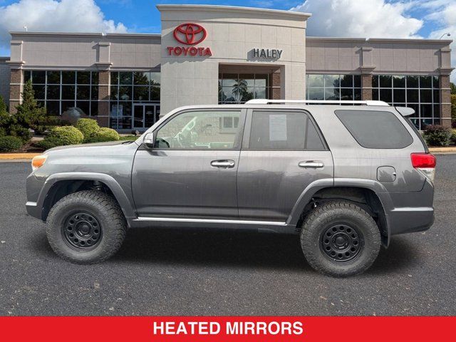 2013 Toyota 4Runner SR5