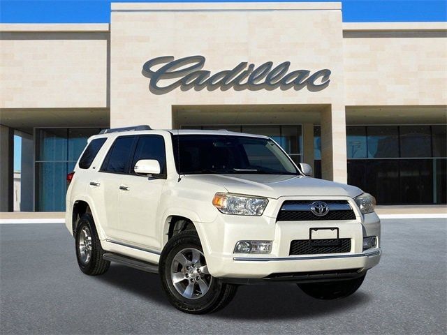 2013 Toyota 4Runner SR5