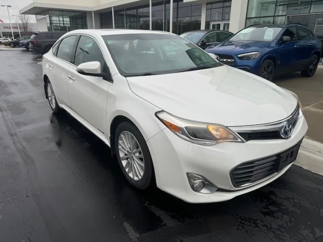 2013 Toyota Avalon Hybrid 