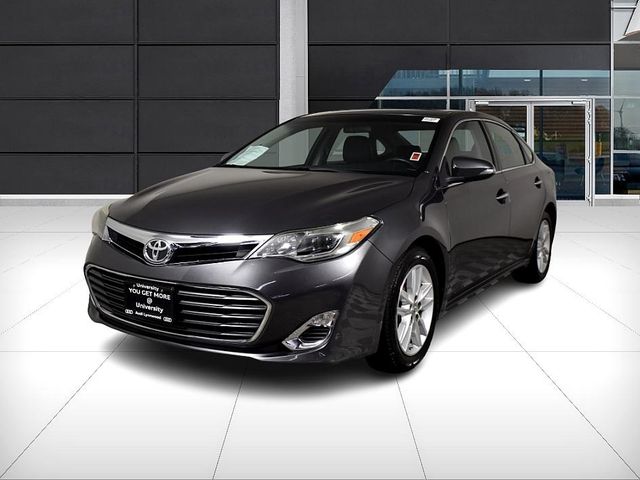 2013 Toyota Avalon XLE