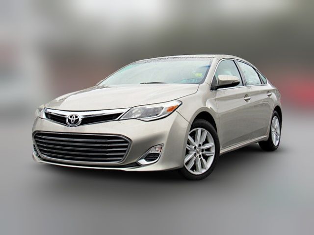 2013 Toyota Avalon XLE