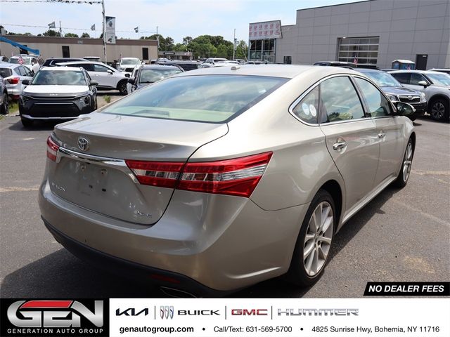 2013 Toyota Avalon XLE