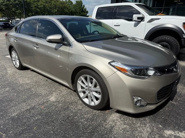2013 Toyota Avalon XLE