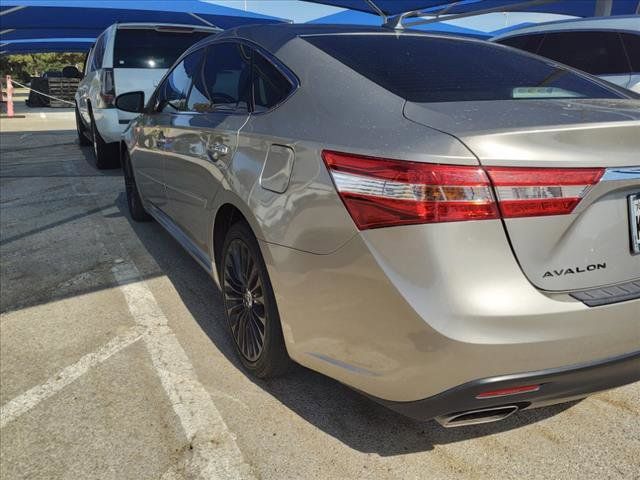 2013 Toyota Avalon XLE