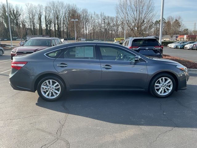 2013 Toyota Avalon XLE