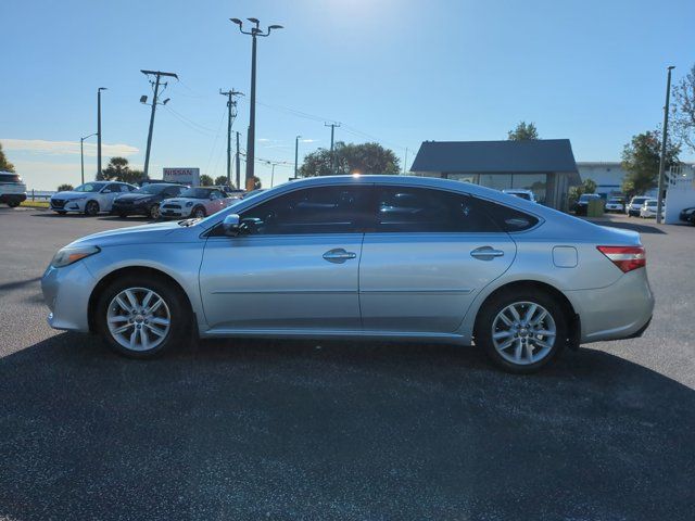 2013 Toyota Avalon XLE