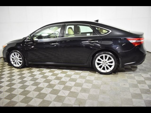 2013 Toyota Avalon XLE